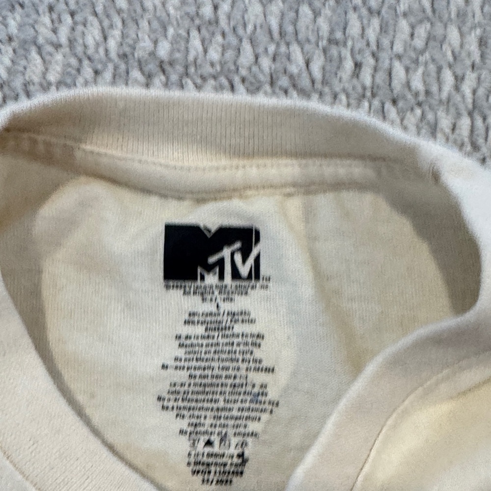MTV Cream Logo Tee - Picture 2 of 3